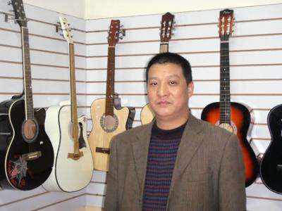 吉他老师吴志良